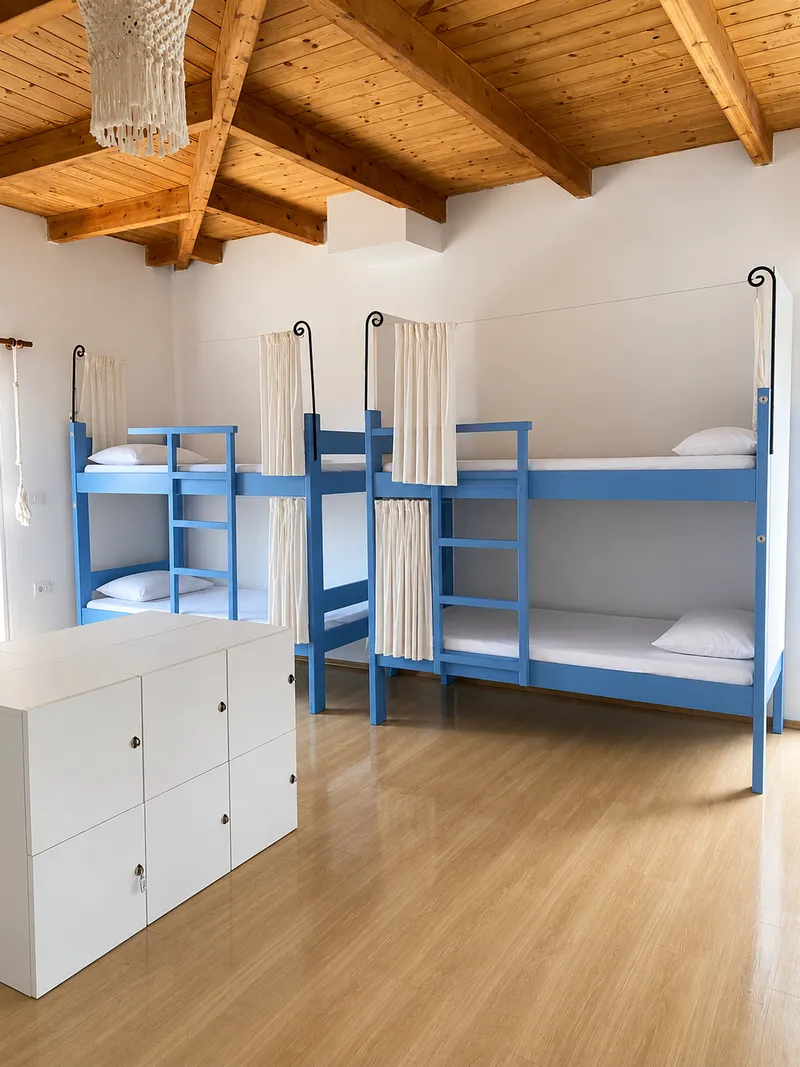 Six-bed dormitory at Trip'N'Hostel Seaside with balcony